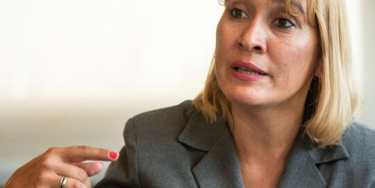 LORENA MATZEN DIJO QUE ALLEN “RETROCEDE” Y PIDIÓ UNA COALICIÓN AMPLIA PARA “LEVANTAR LA CIUDAD”