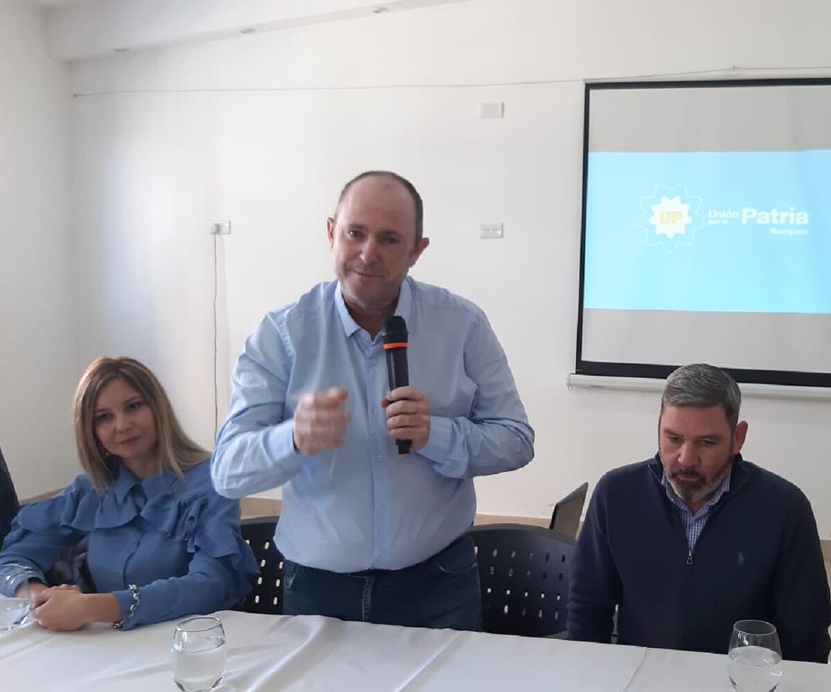 UNIÓN POR LA PATRIA PRESENTÓ A SUS CANDIDATOS - La Carretera