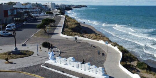 TEMPORADA VERANIEGA EN LA COSTA RIONEGRINA: PRECIOS MODERADOS Y EXPECTATIVAS POSITIVAS PARA EL TURISMO