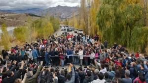 FIGUEROA INAUGURÓ EL ASFALTO DE LA RUTA 39 Y ANUNCIÓ MÁS OBRAS PARA EL NORTE NEUQUINO