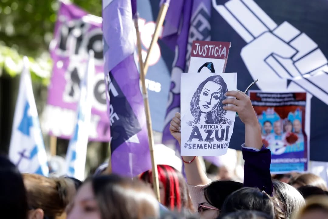 “NO NOS DEJEN SOLO”, IMPLORÓ EL HERMANO DE AZUL   