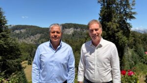 FIGUEROA RECIBIÓ A SANTILLI EN VILLA LA ANGOSTURA