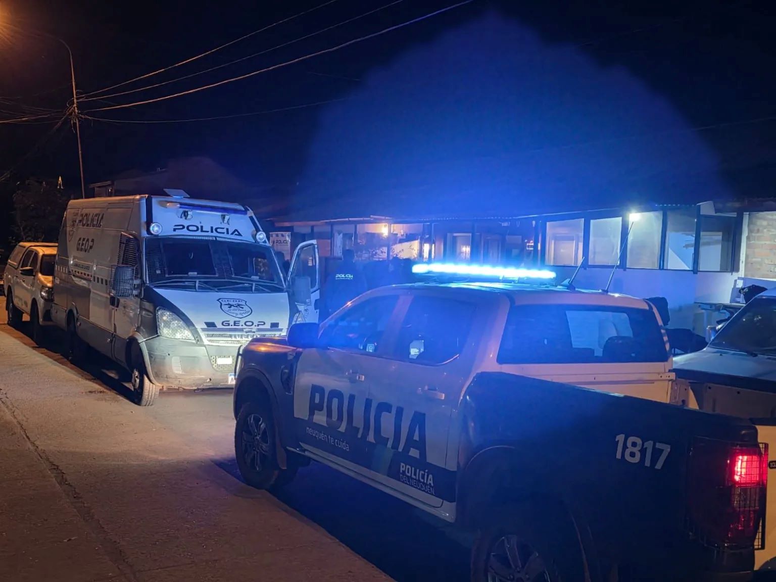 NARCOMENUDEO: DROGAS , ARMAS Y UN ABOGADO DETENIDO