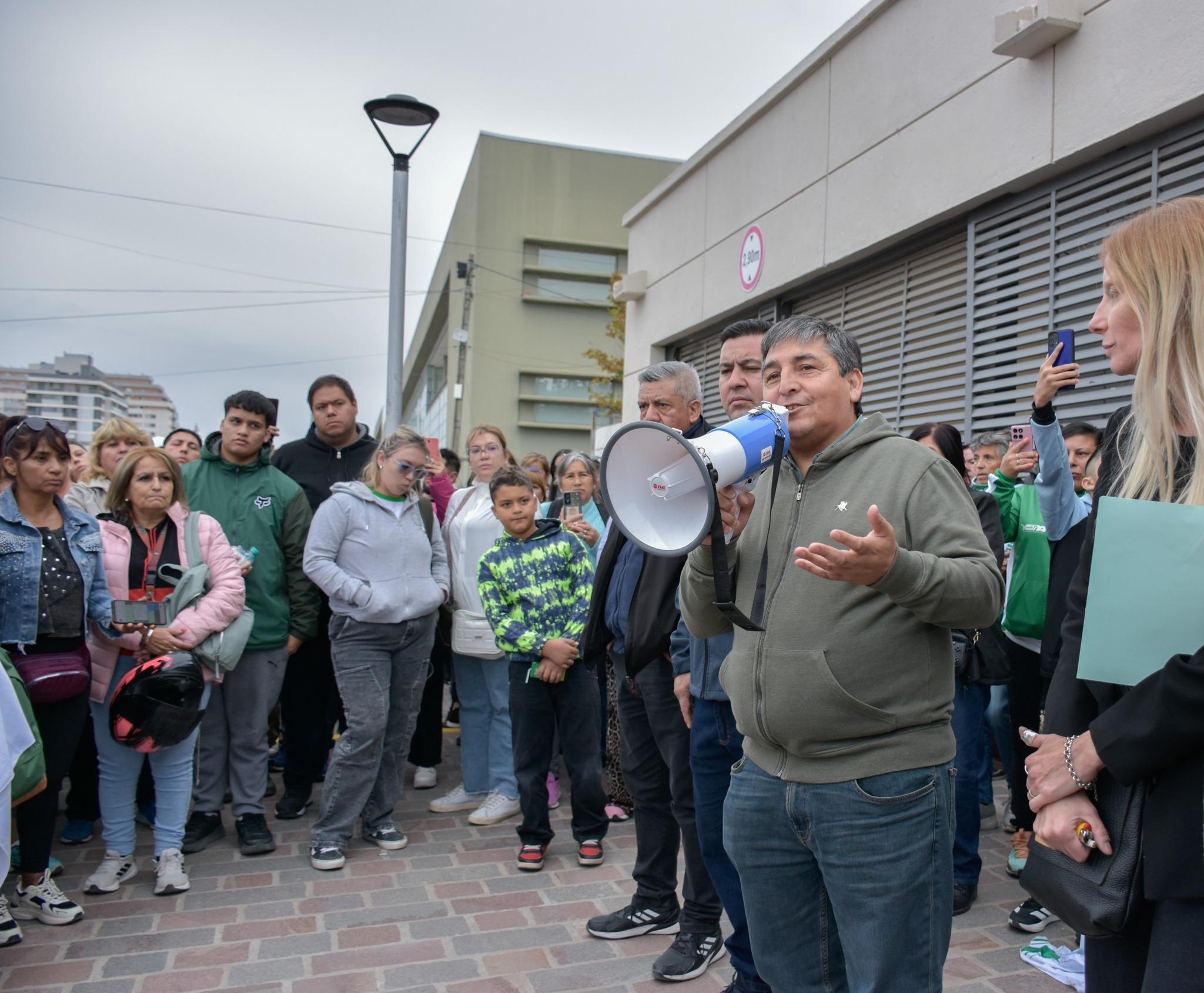 ATE PRESENTÓ UN PROYECTO DE “PASIVIDAD ANTICIPADA” PARA ESTATALES DE NEUQUÉN