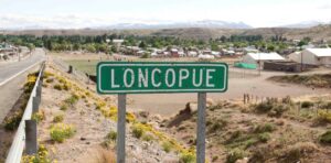 MORTAL ATAQUE DE CHAQUETAS AMARILLAS EN LONCOPUE