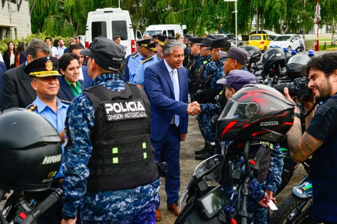 CRECE EL MALESTAR EN LA POLICÍA DE NEUQUÉN POR “SALARIOS DE HAMBRE Y ABANDONO”