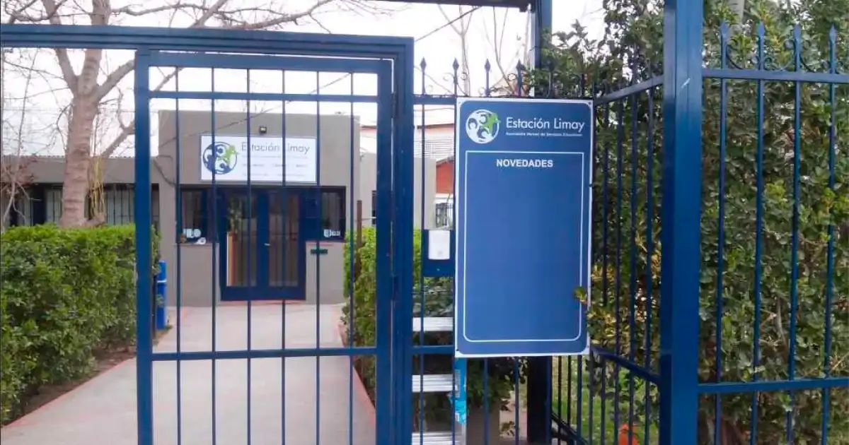 PÁNICO EN CIPOLLETTI: UN ALUMNO AMENAZÓ DE MUERTE A SUS COMPAÑEROS EN EL COLEGIO ESTACIÓN LIMAY