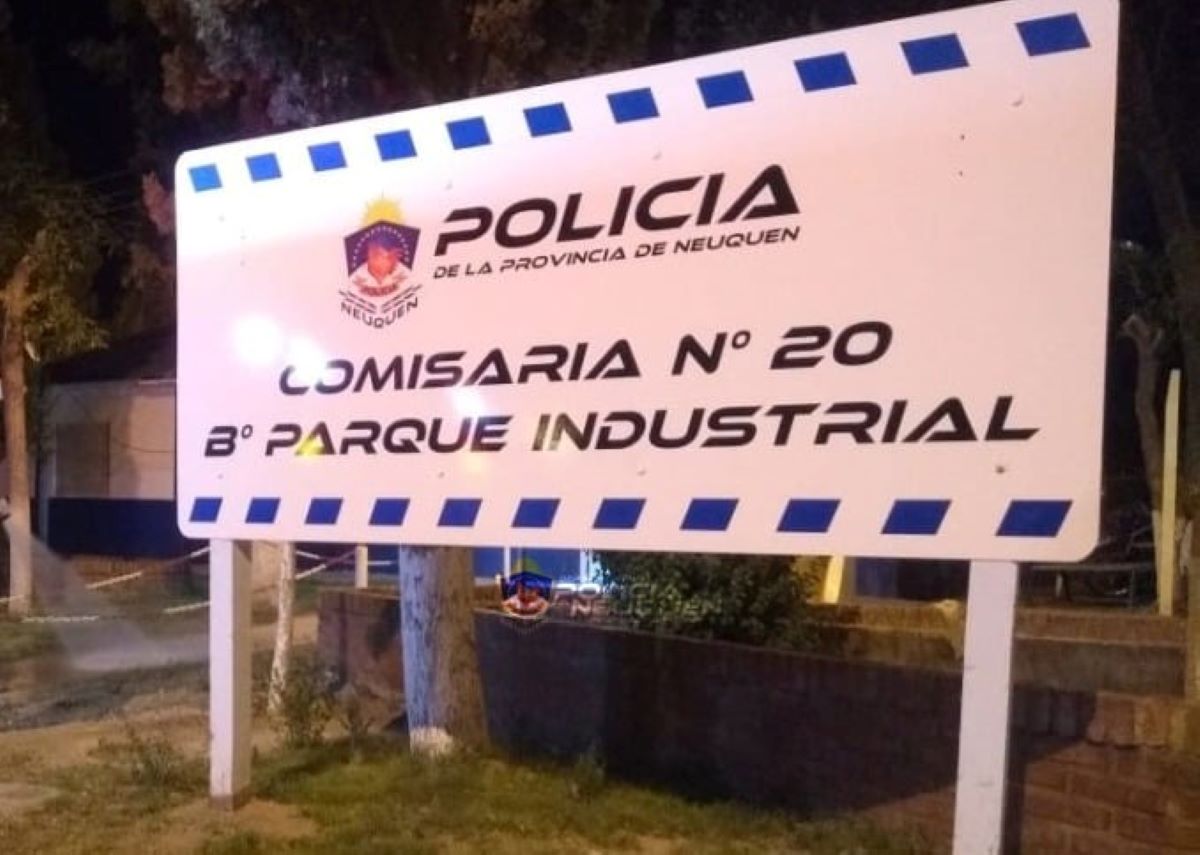 MADRUGADA DE CAOS EN EL PARQUE INDUSTRIAL: ROBARON UN AUTO, EMBISTIERON A LA POLICÍA Y CHOCARON