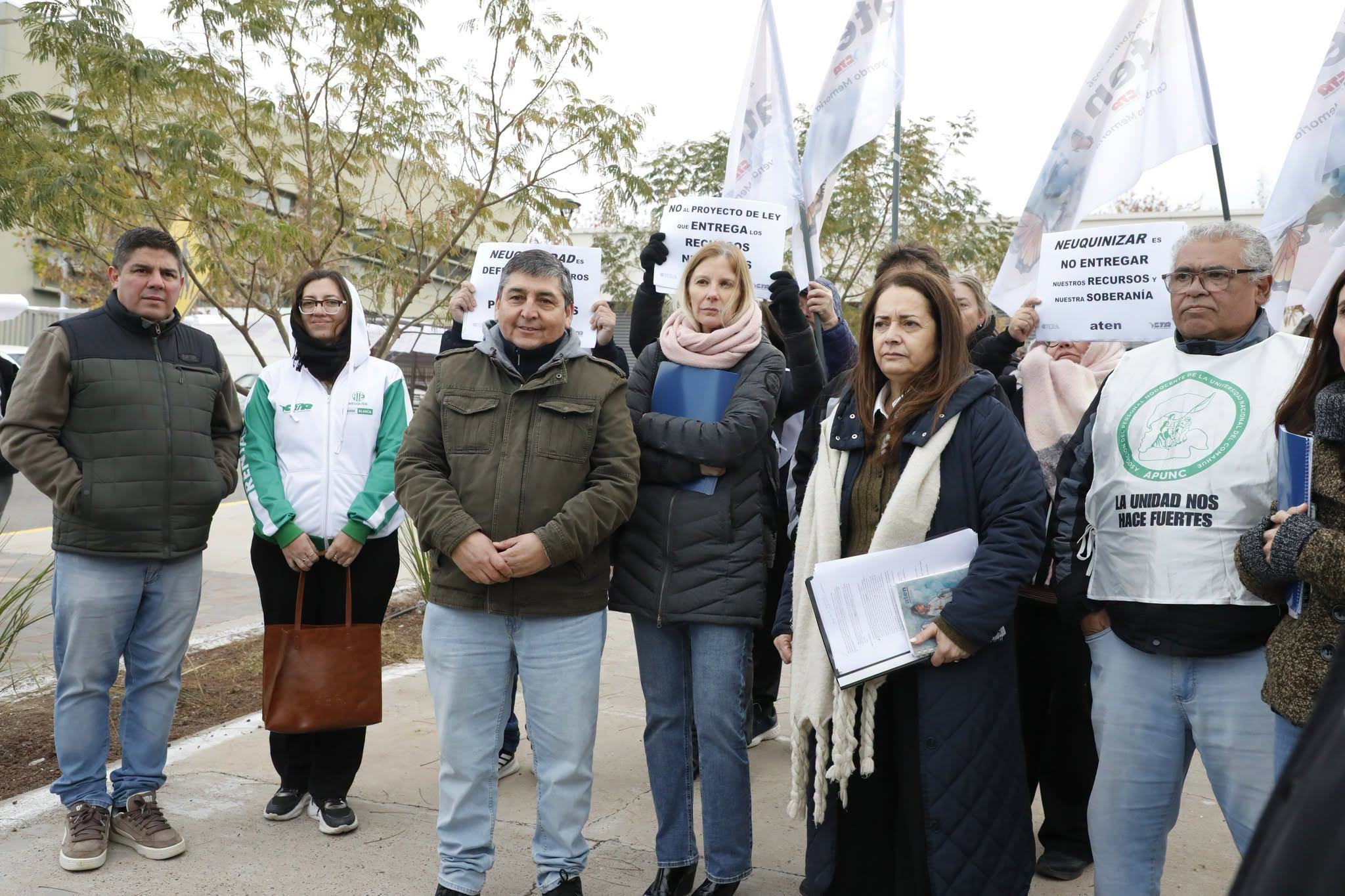 SINDÍCATOS NEUQUINOS EXIGEN RESPUESTAS POR EL ACUERDO ENTRE LA PROVINCIA E YPF