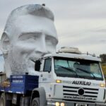 CUTRAL CO EMPIEZA A DAR FORMA AL MONUMENTO DE LIONEL MESSI