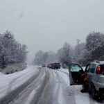 TEMPORAL DE NIEVE: CORTAN DE MANERA PREVENTIVA LA RUTA 40 EN SIETE LAGOS