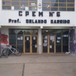 CPEM 6: PROGRAMAN CIRUGÍA PARA EL ALUMNO DE 13 AÑOS HERIDO EN UN AULA DE CUTRAL CO