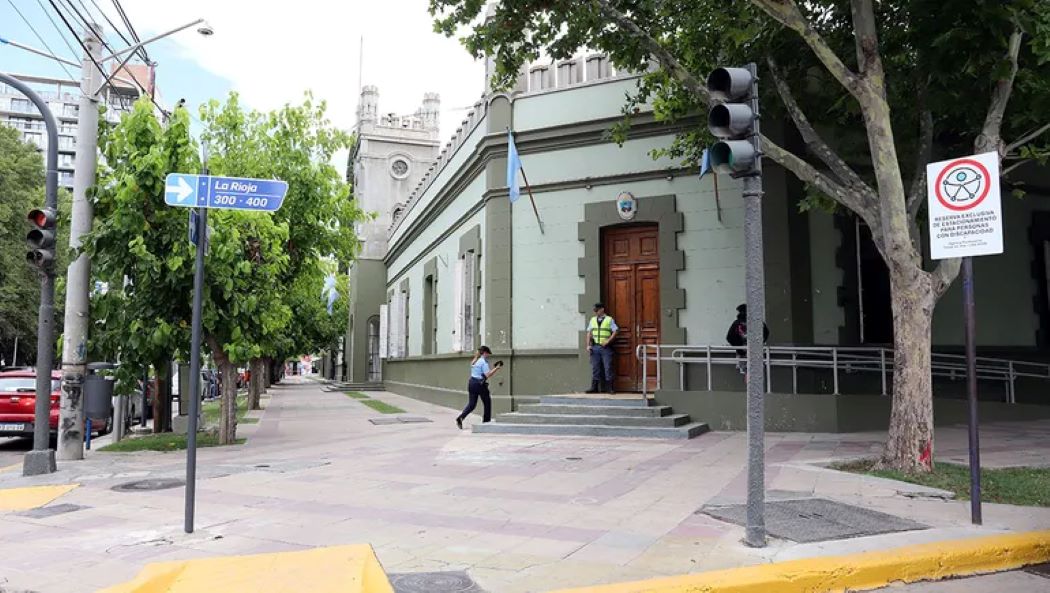 LOS ESTATALES DE NEUQUÉN COBRARÁN UN 7,25% MÁS CON LOS SUELDOS DE JULIO