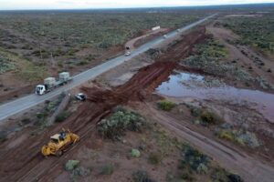 ARRANCÓ LA OBRA DEL PUENTE SOBRE EL ARROYO CARRANZA