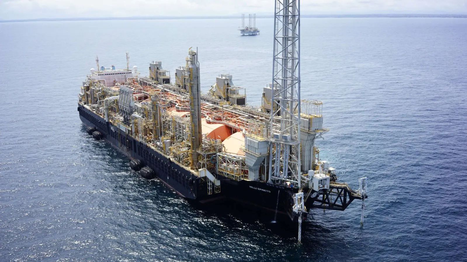 WERETILNECK CELEBRÓ EL FINANCIAMIENTO DE US$ 900 MILLONES PARA EL GASODUCTO EN EL GOLFO SAN MATÍAS