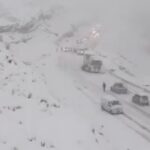 VIALIDAD NACIONAL CERRÓ LAS RUTAS 22 Y 40 POR UN INTENSO TEMPORAL DE NIEVE