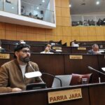 PARRA EXIGE EXPLICACIONES POR DESCUENTOS A DOCENTES