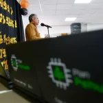 ROLANDO FIGUEROA: “NO VAMOS A PONER LA TIERRA A DISPOSICIÓN DE LOS EXTRANJEROS”
