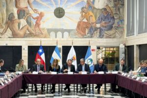 VACA MUERTA AL PACÍFICO: FIGUEROA BUSCA CONSOLIDAR EL CORREDOR BIOCEÁNICO CON EL BIOBÍO