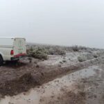 UNA CAMIONETA FUNERARIA IMPACTÓ CONTRA UN CAMIÓN CON GAS PROPANO EN VILLA EL CHOCÓN