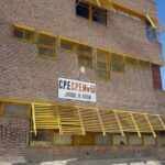 VIOLENTA PELEA ENTRE ESTUDIANTES DEL CPEM 58 DE PLAZA HUINCUL