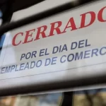 ESTE LUNES ES EL DÍA DEL EMPLEADO DE COMERCIO Y CAMBIA LA ATENCIÓN EN LOS LOCALES
