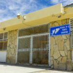 ATAQUE CON TIJERA EN UNA ESCUELA DE ZAPALA: IMPUTARON A UNA MUJER POR AGREDIR A UNA MENOR