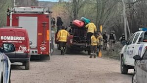 TRAGEDIA EN FERNÁNDEZ ORO: ENCUENTRAN EL CUERPO DEL PEQUEÑO GIAN TRAS 36 HORAS DE BÚSQUEDA