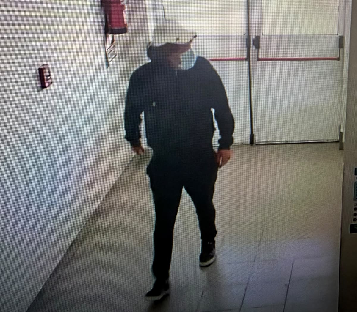 VANDALIZAN TERMINAL DE PRESENTISMO EN EL HOSPITAL DE ALLEN
