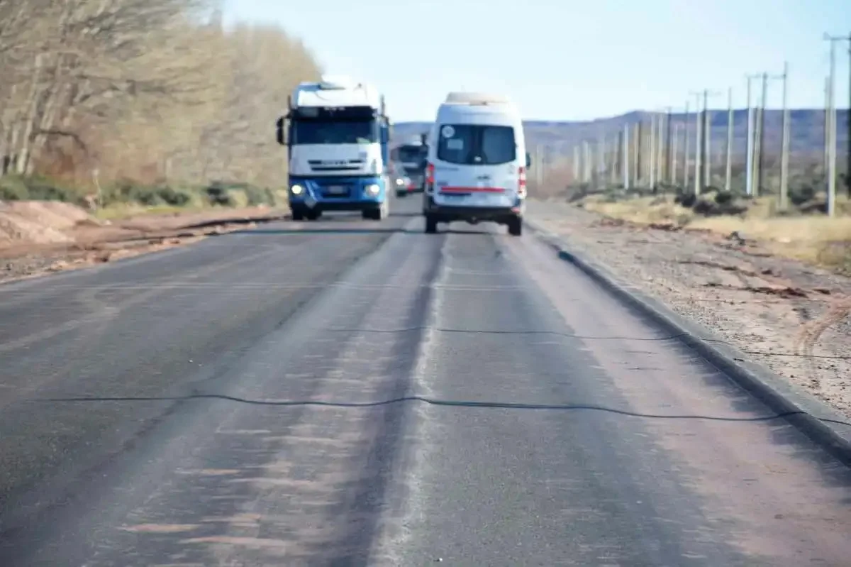 PEAJES EN NEUQUÉN: COMIENZAN EN ENERO EN LA RUTA 7 CON FOCO EN EL TRANSPORTE PESADO