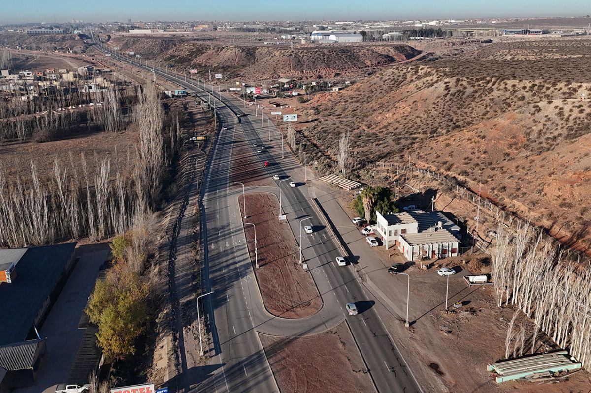 NEUQUÉN ADVIERTE SOBRE ESTAFAS DIGITALES QUE USAN LA IMAGEN DEL REFUGIO DE RUTA 7
