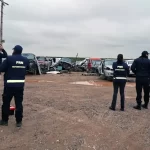 OPERATIVO EN BALSA LAS PERLAS: HALLAN VEHÍCULOS ROBADOS Y MOTORES ILÍCITOS EN TRES PROPIEDADES