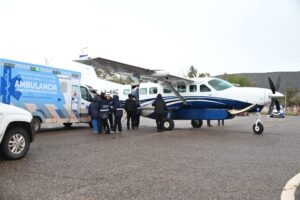 EVACUACIÓN AÉREA EN RINCÓN DE LOS SAUCES: TRASLADAN A CINCO PACIENTES AISLADOS POR EL TEMPORAL